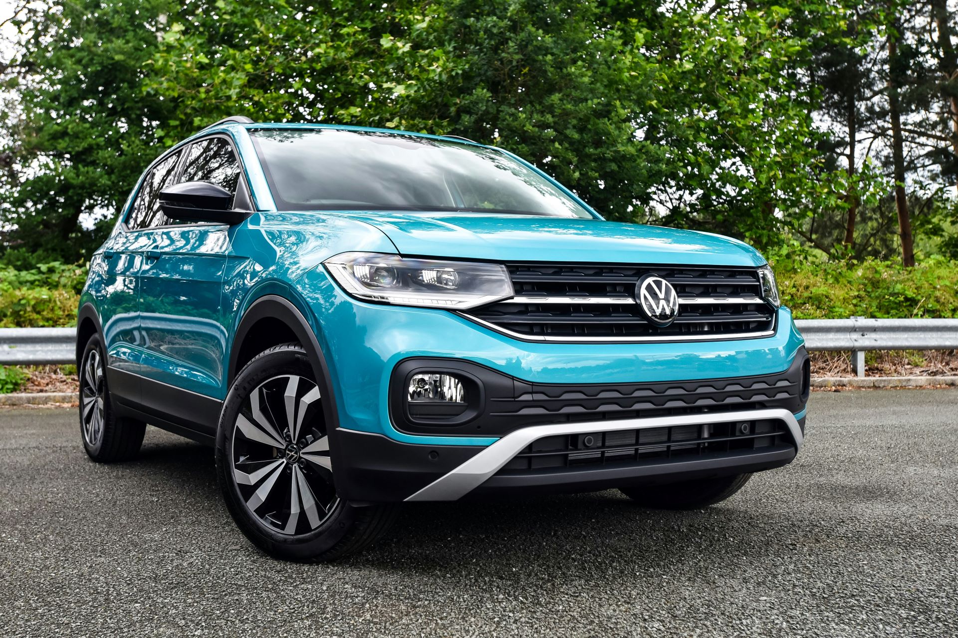 the-psychology-of-color-in-automotive-advertising-1.jpg