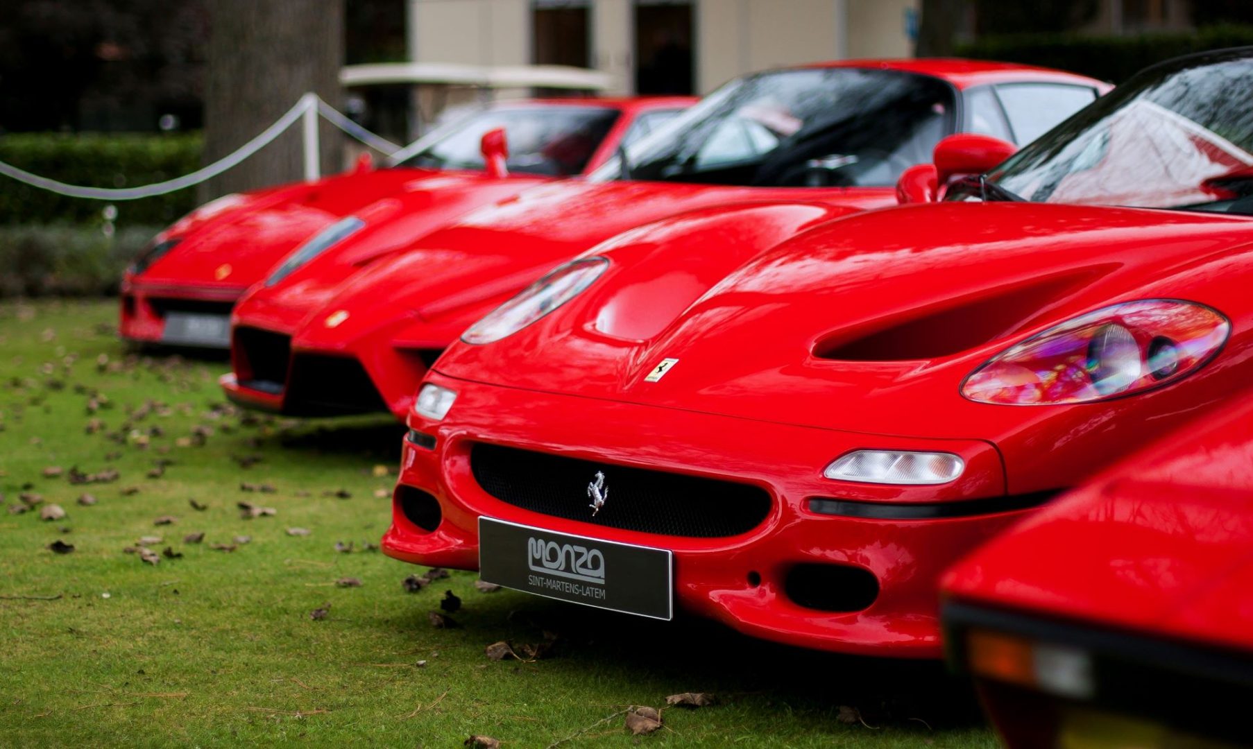 the-rise-of-experiential-marketing-in-automotive-advertising-creating-memorable-brand-experiences-1-1-1806x1080.jpg