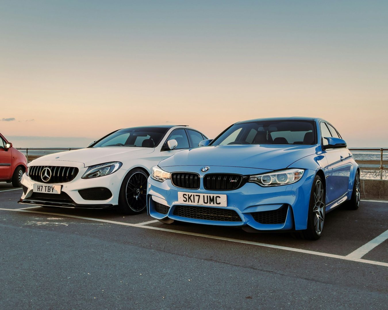 the-role-of-celebrity-endorsements-in-car-advertising-1350x1080.jpg