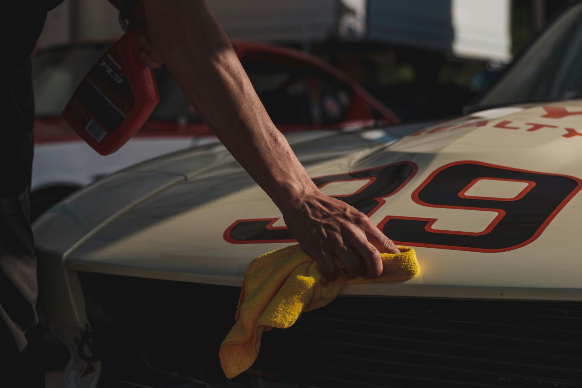 the-role-of-humor-in-automotive-advertising-when-laughter-drives-sales.jpg