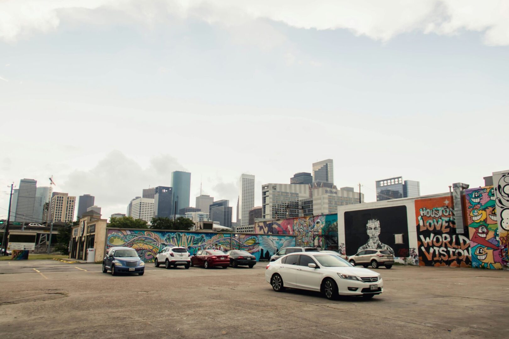 urban-mobility-marketing-selling-cars-in-a-city-context-2-1620x1080.jpg