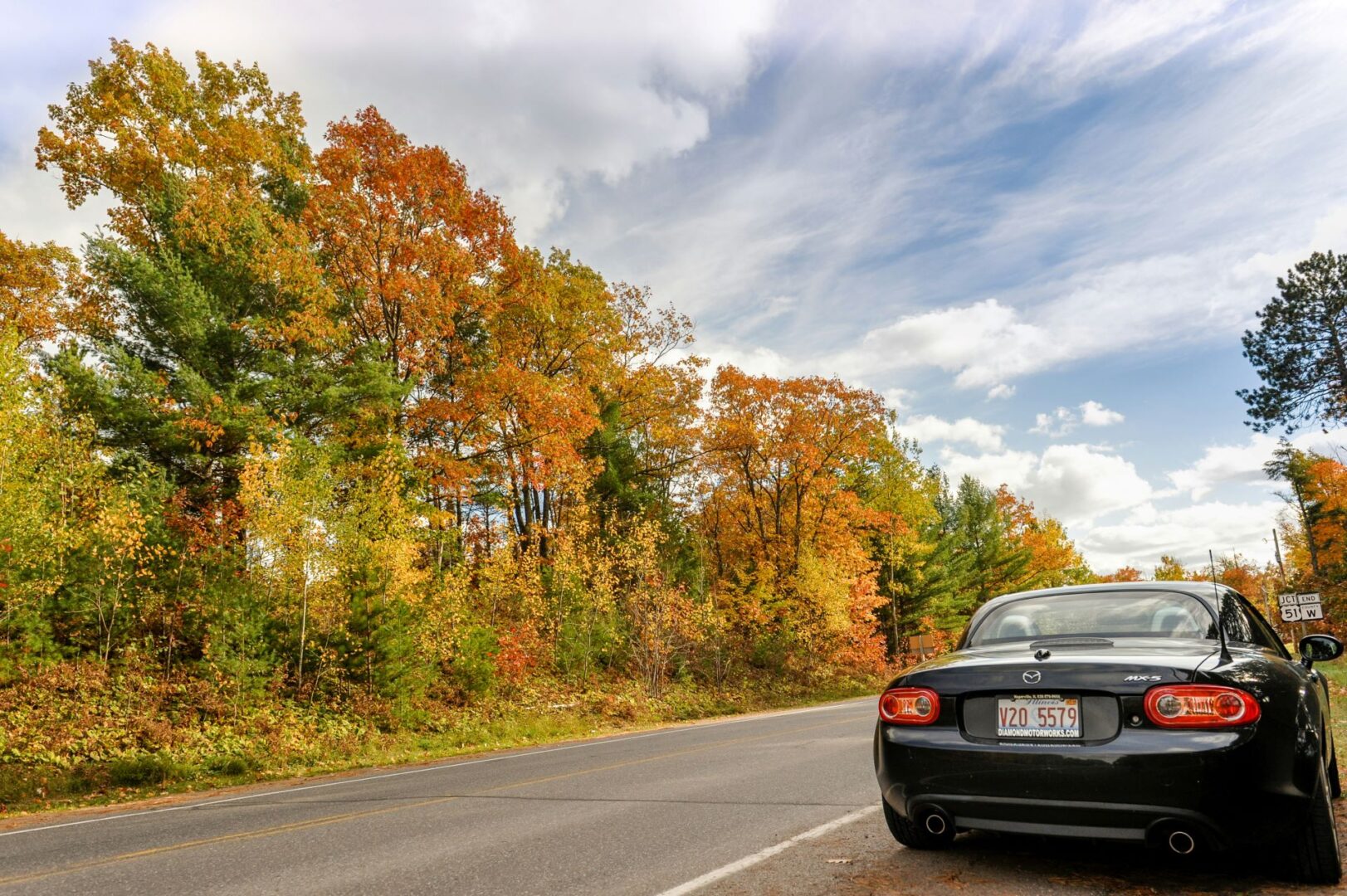 what-the-automotive-sector-can-learn-from-the-fashion-industrys-seasonal-marketing-1-1623x1080.jpg